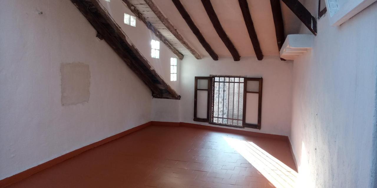 Apartamentos,Puerta De Bisagra-Parking Gratis Toledo Exterior photo